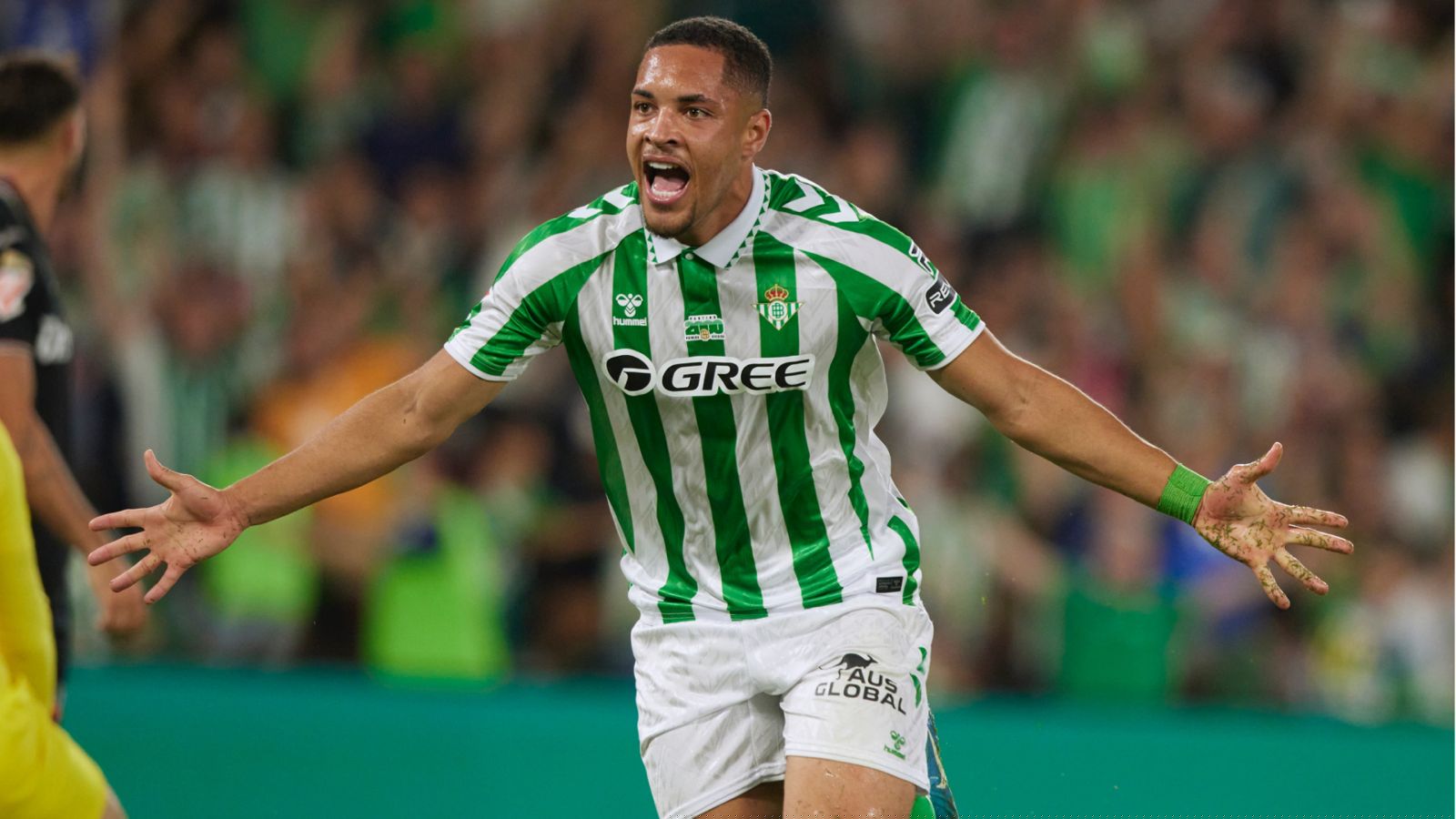 Vitor Roque's Barcelona move a 'dream come true'