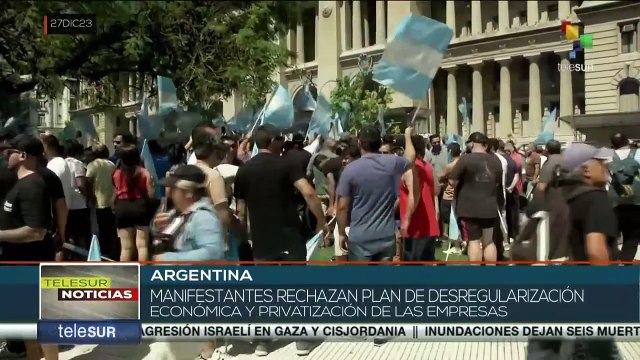Argentina: Movimientos sociales y sindicatos rechazan las medidas impuestas por Javier Milei