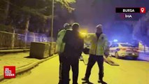 Bursa'da polis ekipleri alkollü sürücüyü polis otosuna bindirmek için ter döktü