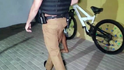 Homem vai preso após mostrar partes íntimas para adolescente