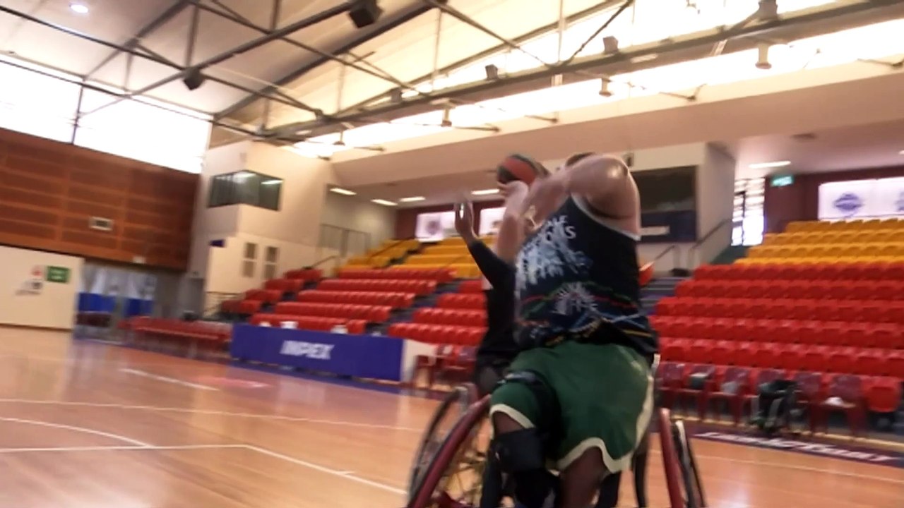 Darwin’s wheelchair basketballers inspire next generation of athletes