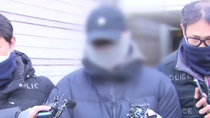 '경복궁 낙서 모방' 20대 구속 송치...질문엔 침묵 / YTN