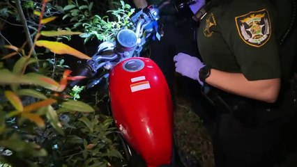 ILS VOLENT UNE VOITURE ET SE FONT ARRÊTER _ Cops _ Épisode 2 entier
