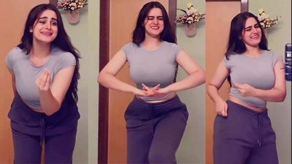 Bigg Boss 17 Wild Card Contestant Ayesha Khan Old Dance Video Viral | Troll-'Namaz तो...' | Boldsky
