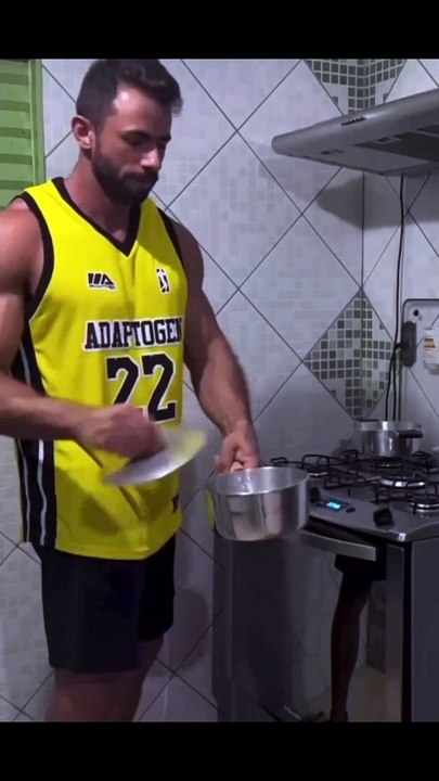 Bro made chicken soup 