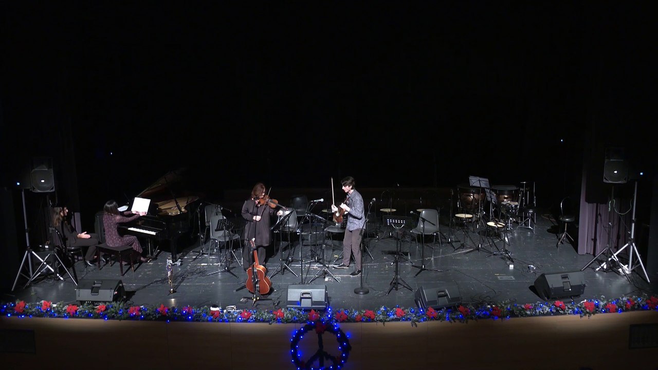 "Ειρήνη χάραζε και χαρά στην πλάση"  Χριστουγεννιάτικη Συναυλία από το Δημοτικό Ωδείο Λαμίας