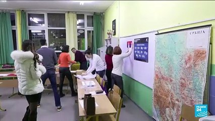 Serbie : les manifestants toujours mobilisés contre la fraude massive dénoncée lors des dernières élections