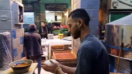 سر حلوة المشلتت عند مشلتت الصعيدى فى باب الشعرية عنوانه ميدان باب الشعريه _ ت 01120782555