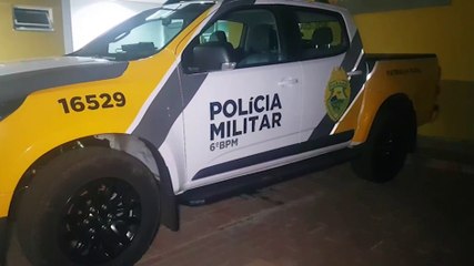 Santana com alerta de furto é localizado depenado em estrada rural