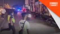 Panik dikejar polis, lelaki bermotosikal rempuh kerusi meja depan kedai makan