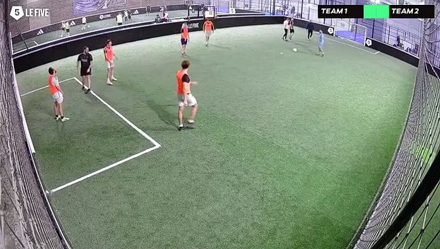 thomas 28/12 à 19:00 - Football Terrain 4 (LeFive Rouen)