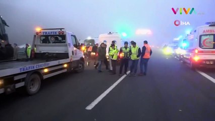 Penampakan Tabrakan Beruntun di Jalan Tol Turki