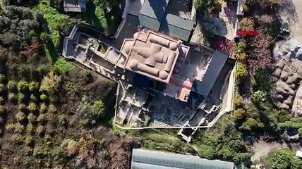 Demre nüfusunun 7 katı turist, 'Noel Baba' için geldi