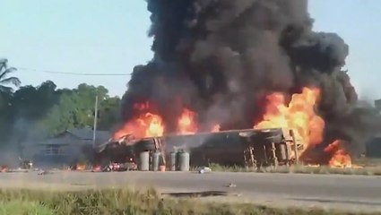 Moment overturned fuel truck explodes on roadside in Liberia, killing 40