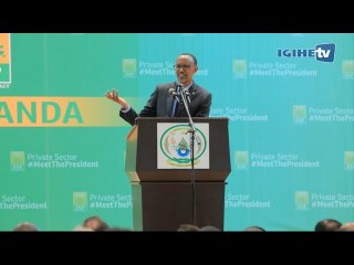 Abadukubitaga batwigisha politiki ubu nibo bari mu bibazo - Perezida Kagame