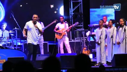 The Ben performing Habibi at his home coming Concert (1st Jan 2017)