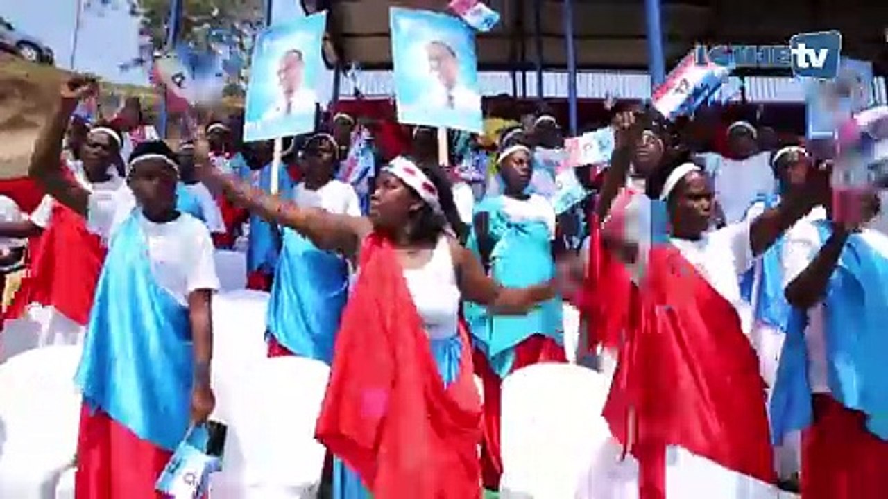 Perezida Kagame yiyamamarije mu Karere ka Rutsiro 27th July 2017 ...