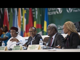 Perezida Kagame na Issoufou basobanuye icyatumye Nigeria yifata ku ishyirwaho ry’isoko rihuriweho