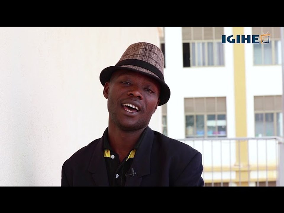 Umunyadukoryo Dusabimana Lucky Fire uvuga ko ari umwami wa Pop  ku Isi muri iki gihe