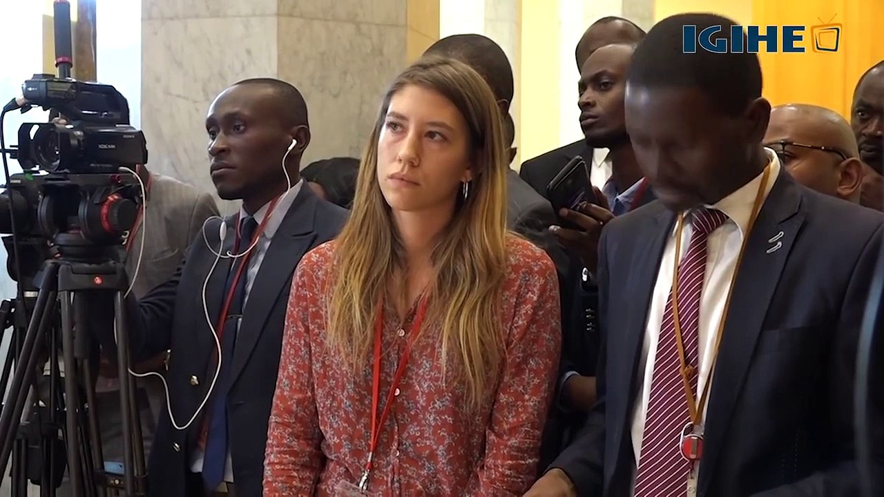 President Kagame addresses the media after meeting his Gabonese counterpart Ali Bongo