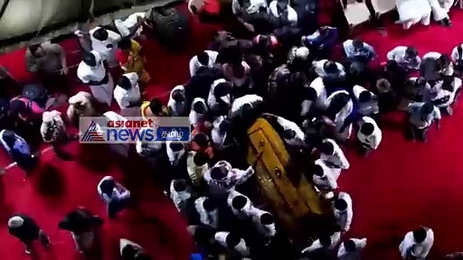 காற்றில் கரைந்த கம்பீரக்குரல்; கேப்டன் விஜயகாந்தை நல்லடக்கம் செய்த தருணம்