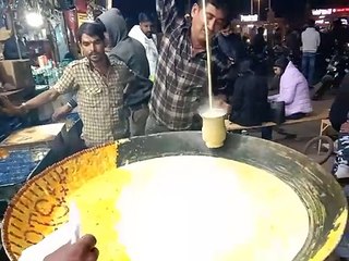 Watch Video: सर्द मौसम में सैलानी.. भ्रमण के साथ जायका भी