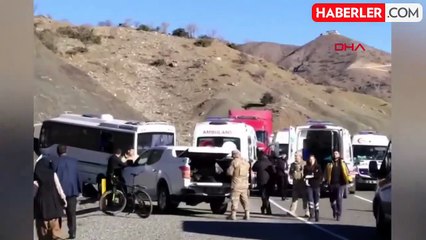 Bingöl'de Midibüs Kazası: 27 Kişi Yaralandı