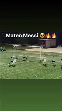 Dribbles, feintes, buts, le fils de Leo Messi impressionne les fans