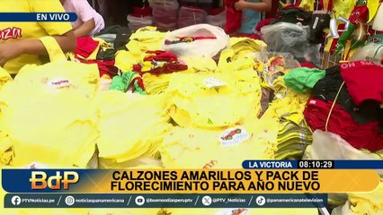 "Tú eres mi colágeno y yo soy tu...": siguen las ofertas en prendas amarillas con frases por Año Nuevo en Gamarra