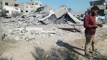 Israel bombardeia sul de Gaza, e Hamas discutirá trégua no Egito