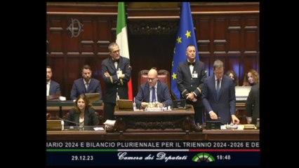 Manovra: via libera finale della Camera con 200 sì. E' legge