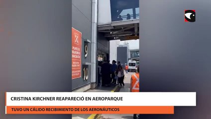 Cristina Kirchner reapareció en Aeroparque