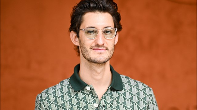 Voici - Pierre Niney agacé : l'acteur interpelle Emmanuel Macron sur les réseaux sociaux