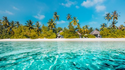 The Best Times to Visit The Bahamas for Fewer Crowds, Lower Prices, and More