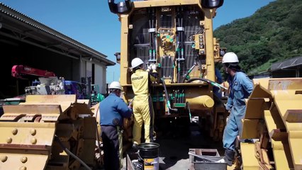 Caterpillar D11 Assembly Process