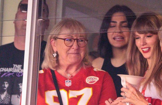 Travis Kelce is very animated around his nieces, according to his mom Donna
