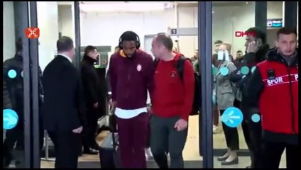 Galatasaray kafilesi Türkiye'ye döndü