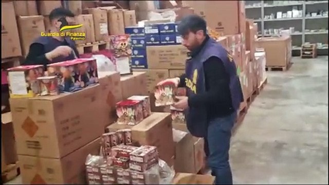 Cipolle, razzi e candelotti: nel Palermitano sequestrate quasi 3 tonnellate di botti