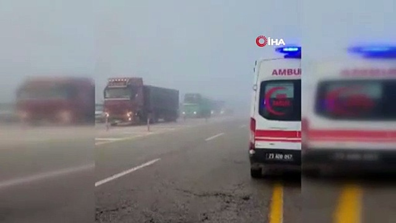Sis ve gizli buzlanma kazaya neden oldu: 4 yaralı
