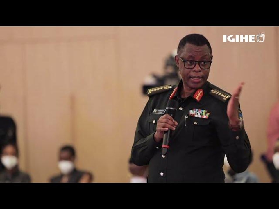 Kabarebe yakebuye abikuye ku rugamba rwo guhangana n'abapfobya Jenoside, Bamporiki yizeza impinduka