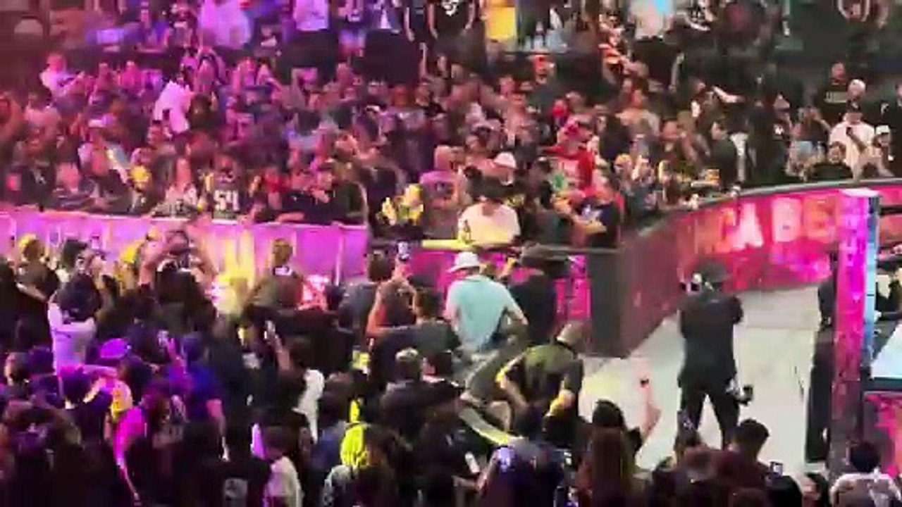 Bianca Belair Returns To Save Charlotte Flair & Destroy Bayley - WWE Smackdown 10/20/2023