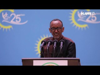 Kwiyoroshya ntacyo bikwambura - Perezida Kagame ahanura abayobozi bikanyiza