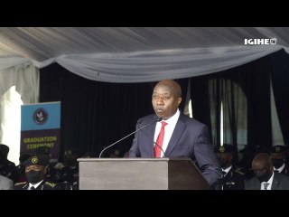 Minisitiri w’Intebe Dr Ngirente yahaye ipeti ba Ofisiye Bato 656 ba Polisi y’u Rwanda