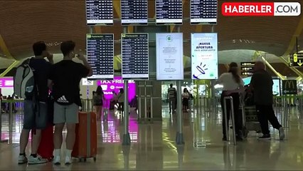 İberia çalışanlarının grevi nedeniyle 444 uçuş iptal edildi