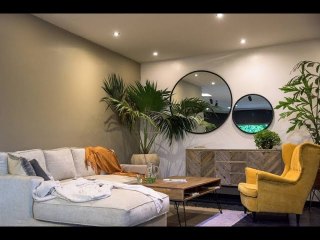 Urubaho rwabaye imari ikomeye || Tujyane ahabarizwa ibikoresho dusanga mu nzu zigezweho