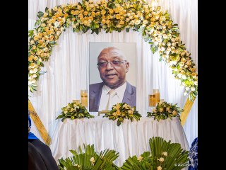 Minisitiri Musabyimana yavuze ibigwi bya Prof Mbanda wamubereye umwarimu