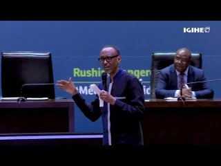 Kagame yabajije Rubingisa n’Umuyobozi wa Kicukiro impamvu abereka ikibazo ntibagikemure, bakiryamira