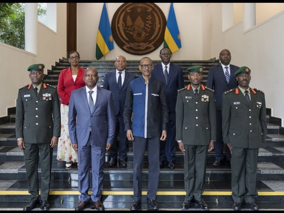 Umva impanuro Perezida Kagame yahaye Minisitiri w’Ingabo n’abandi bayobozi yakiriye indahiro zabo