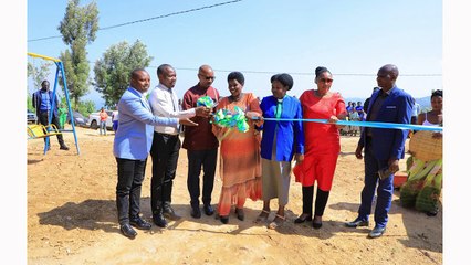 Umwuka uri i Rutsiro nyuma yo kweguza abari abayobozi: Ikiganiro na Meya Mulindwa