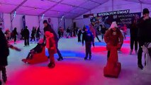 Tłumy na lodowisku OSiR. Spotkanie z koszykarzami Anwil Włocławek